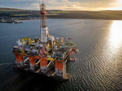 oil-rig-at-sunset-2023-11-27-05-32-32-utc